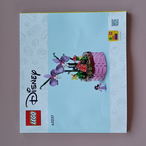 Lego Set - Picture 6 of 8